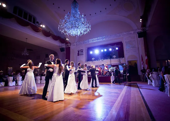 מלון Kvarner - By Liburnia & אופטיה