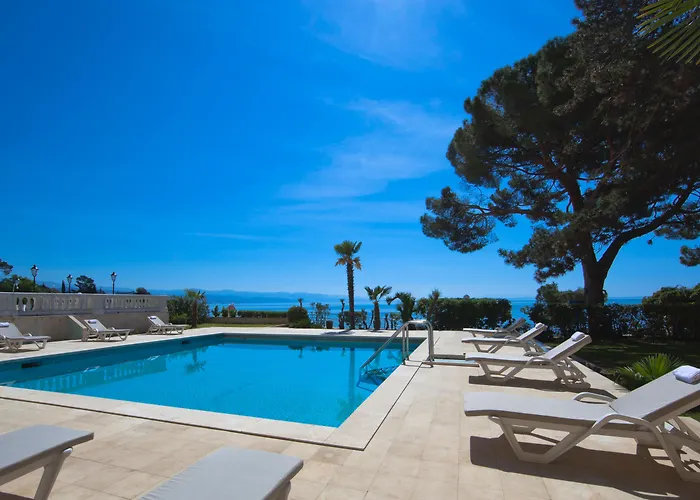 Kvarner - By Liburnia & 奥帕提亚