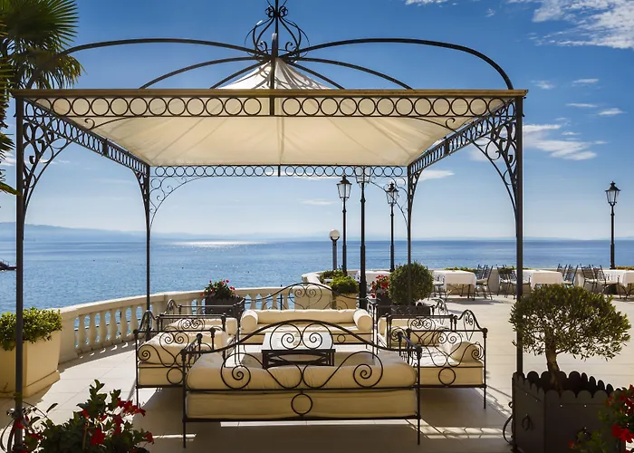 酒店 Kvarner - By Liburnia & 4*