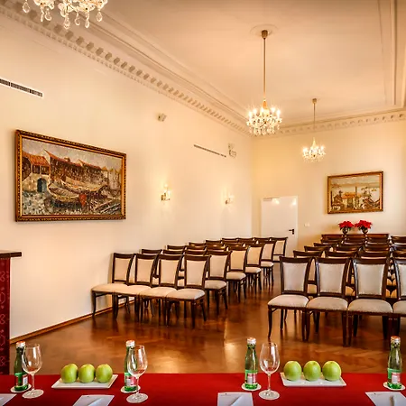 מלון Kvarner - By Liburnia & אופטיה